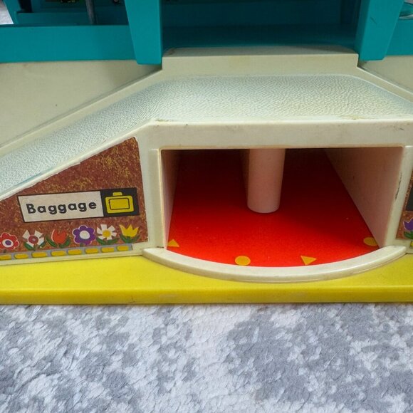 Fisher-Price Play Family Airport 1970s Nostalgia Toy - Picture 3 of 13